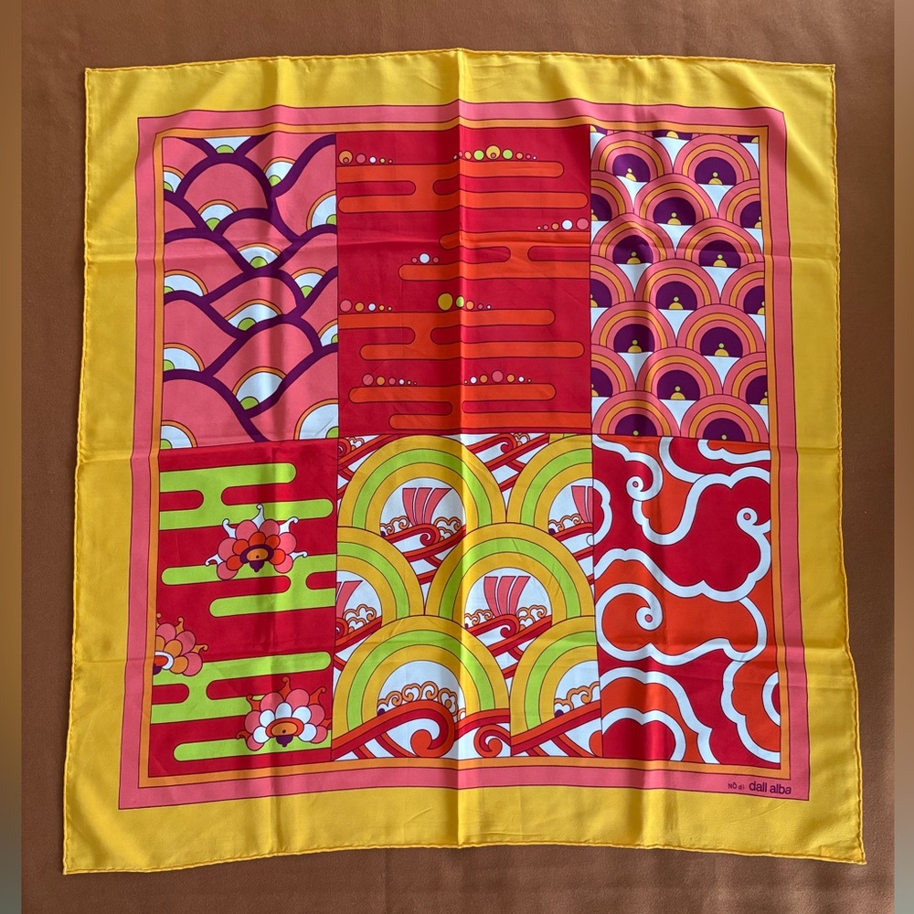 Dall’ Alba vintage 70’s silk scarf, made in Italy, EUC